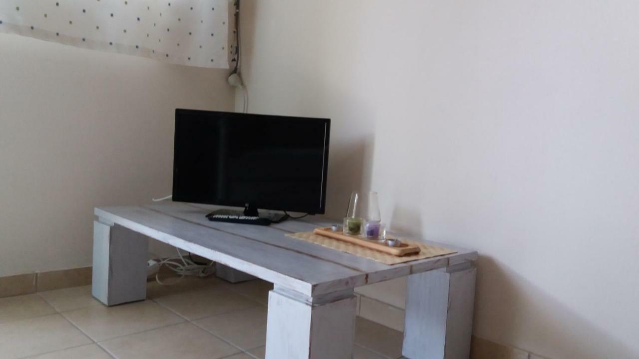 Margarita'S Apartment Lefkada City Ngoại thất bức ảnh